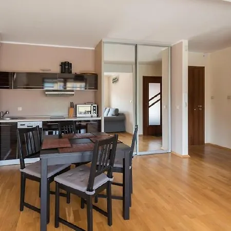 Klif Centrum Jastrzebia Gora *