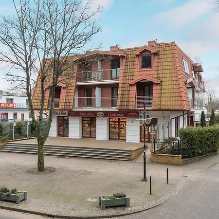 Klif Centrum Jastrzebia Gora *